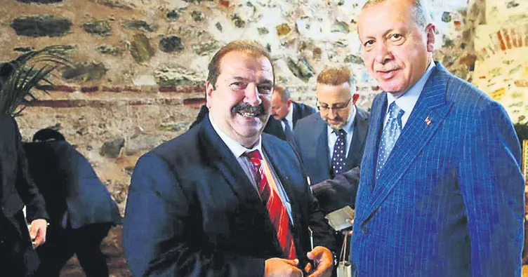 Tanısanız edebiyatçı sanırdınız