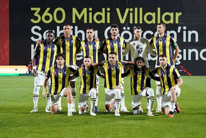 fenerbahce-deplasmanda-costu-muthis-seri-devam-etti-1698601465923.jpeg