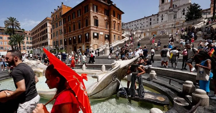 İtalya’da 16 kentte sıcak hava nedeniyle kırmızı alarm