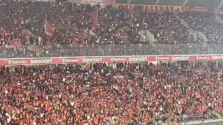 Galatasaraylı taraftarlardan Filistin’e destek