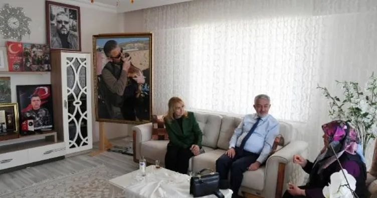 15 Temmuz şehidi Akif Altay’ın eşi dimdik ayakta: Allah kötüye fırsat vermesin