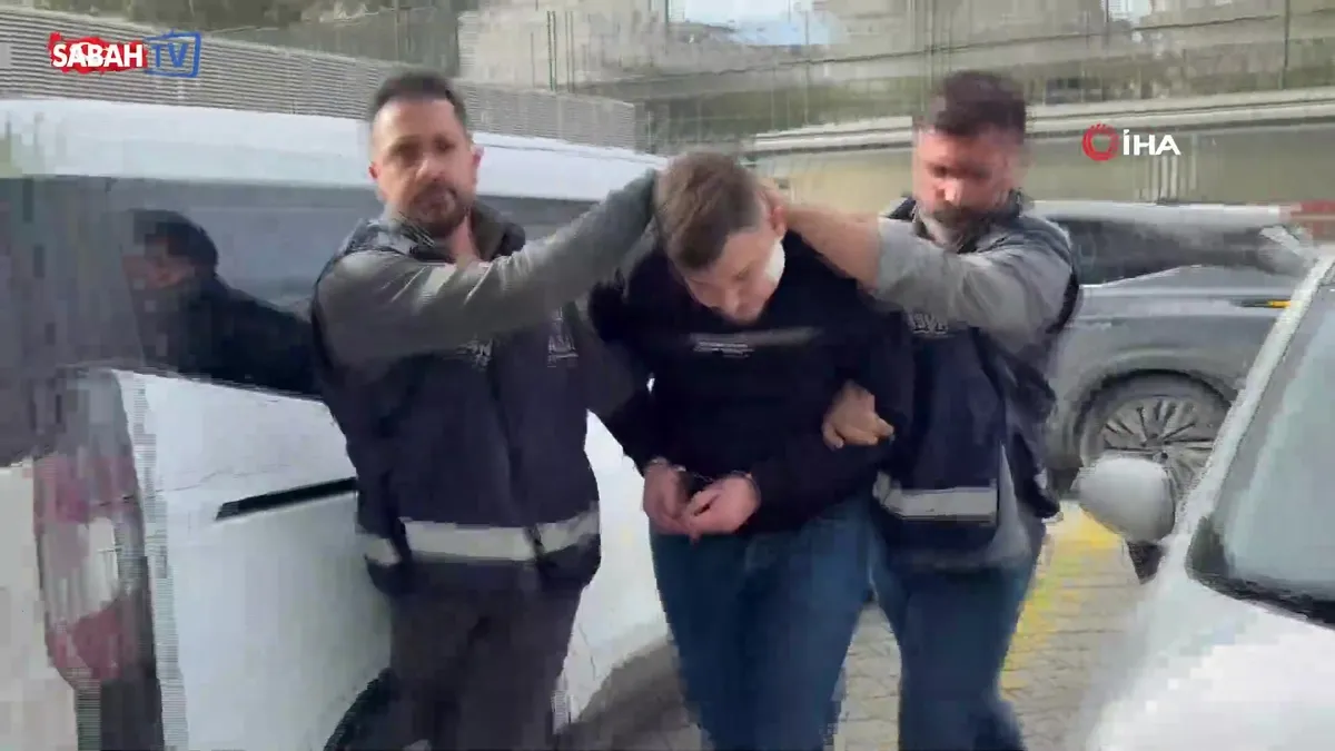 Samsun’da sokak ortasında tüfekle bir kişiyi yaralayan şahıs yakalandı | Video videosunu izle Samsun’da sokak ortasında tüfekle bir kişiyi yaralayan şahıs yakalandı | Video videosunu izle