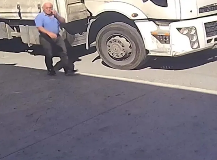 Tamir etmek için altına girdiği TIR hareket etti: Ezilerek can verdi!