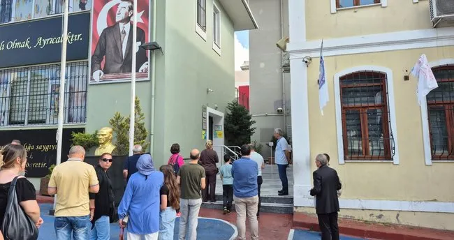 1 milyon öğrenci iyi bir lise için ter döktü