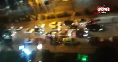 Mersin’de yolu trafiğe kapatıp böyle halay çektiler | Video