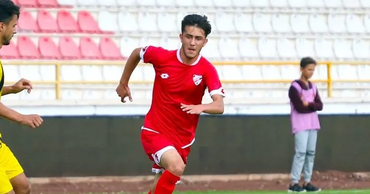 Galatasaray Boluspor'dan Erkan Süer'i kadrosuna kattı