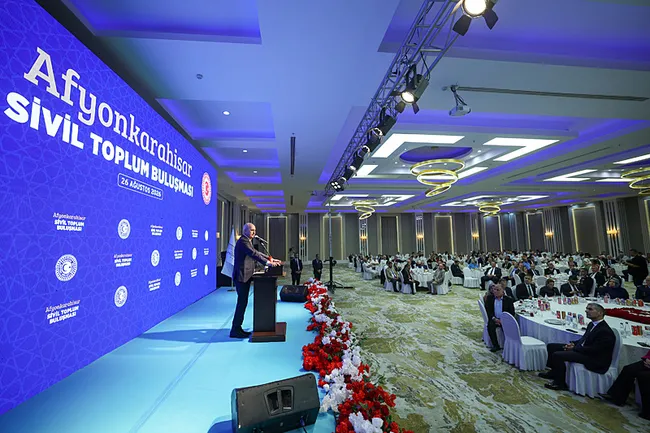 tbmm-baskani-numan-kurtulmustan-katil-israile-tepki-bu-ulke-sadece-turkiyeden-cekiniyor-1787758679499.jpeg