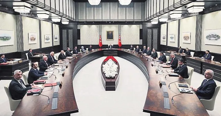 Kabine yoğun gündemle toplanacak