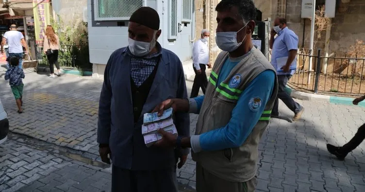 Temizlik işçisinden insanlık dersi