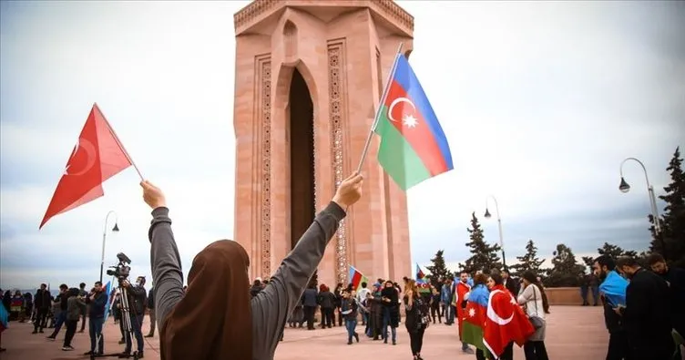 İran: Azerbaycan ile Ermenistan’ın ateşkesi kabul etmesini memnuniyetle karşılıyoruz