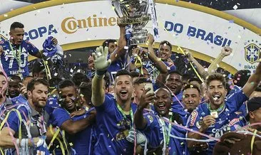 Brezilya Kupası şampiyonu: Cruzeiro!