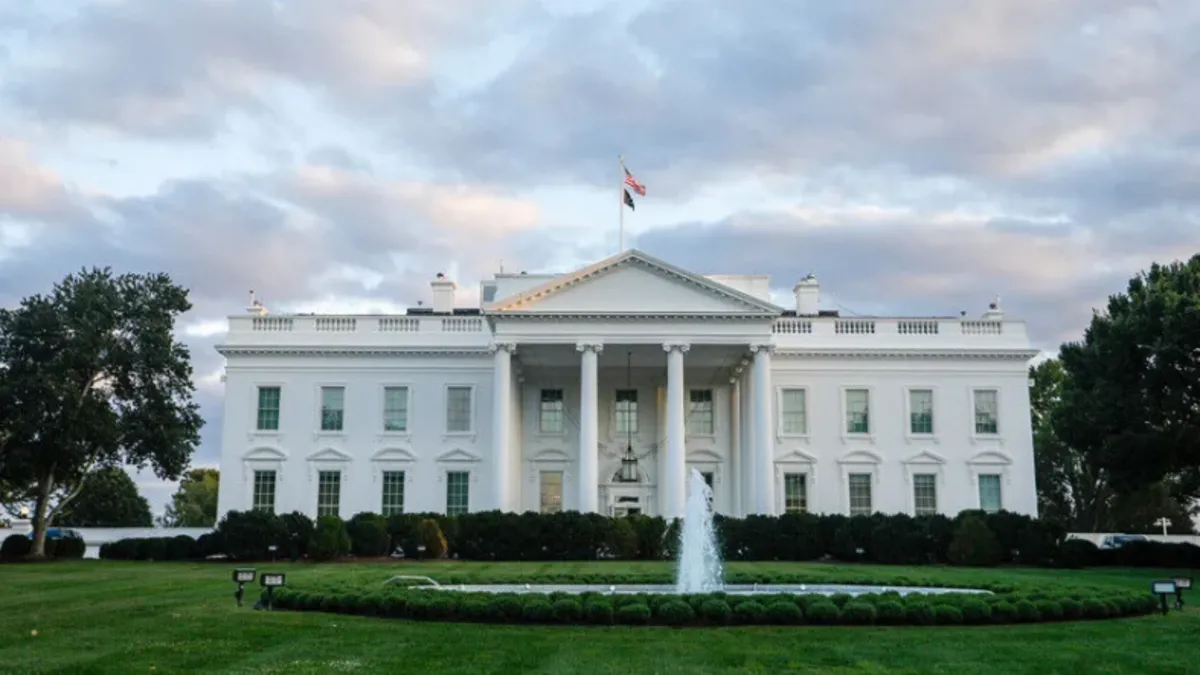Beyaz Saray'da 50 yıl sonra bir ilk! Trump, Hasidik Yahudileri ağırladı