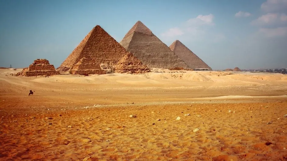 buyuk piramit in 4 bin 500 yillik sirri