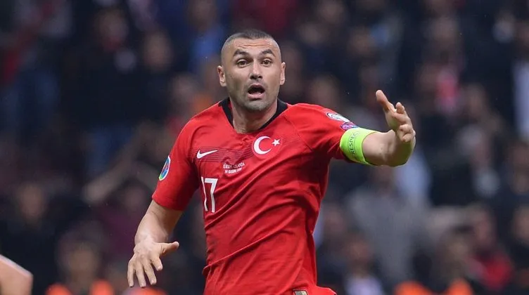 En çok kupa kazanan Türk futbolcular! Yıldız isimler zirveyi paylaştı...