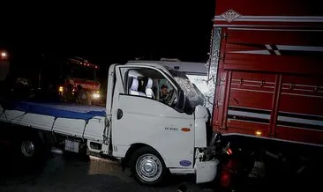 Kamyona çarpan kamyonetin sürücüsü ağır yaralandı!