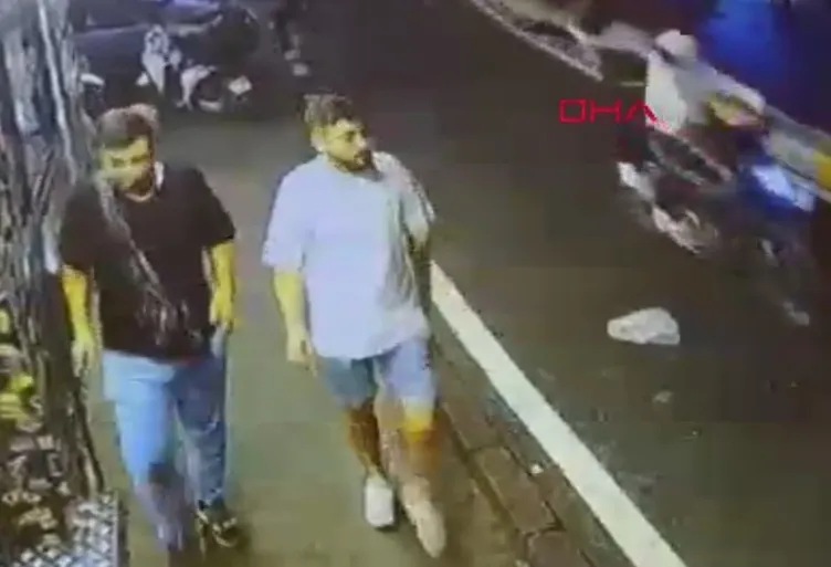 16 yaşındaki genç sokak ortasında dehşet saçtı: Husumetlisi olduğu 4 kişiyi vurdu!