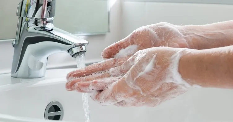 Uzmanından sık yıkanan eller için nemlendirici kullanılması önerisi