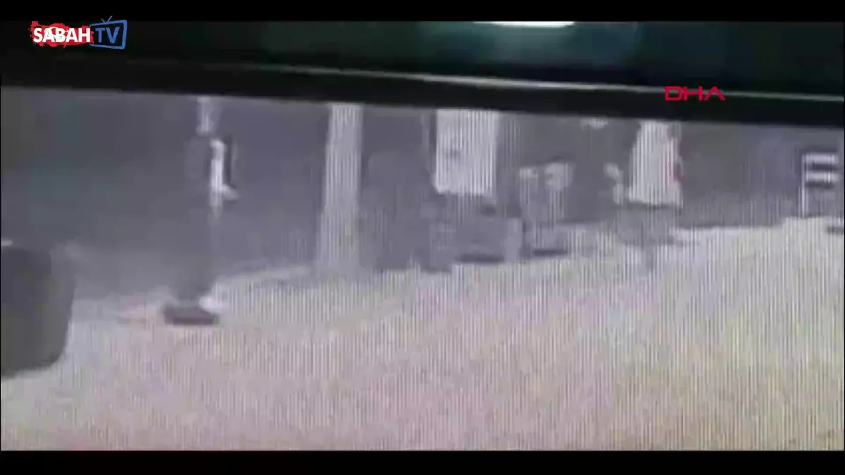 Büyükçekmece’de iş yeri kurşunlayanlar yakalandı | Video videosunu izle Büyükçekmece’de iş yeri kurşunlayanlar yakalandı | Video videosunu izle
