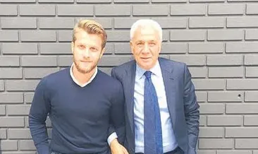 Markasını oğluna devrediyor