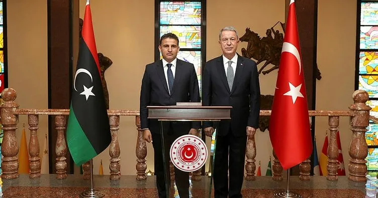 Bakan Akar, Libya Savunma Bakanı Namroush ile görüştü