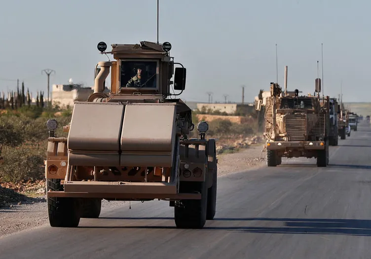 ABD askerleri teröristlerle omuz omuza...