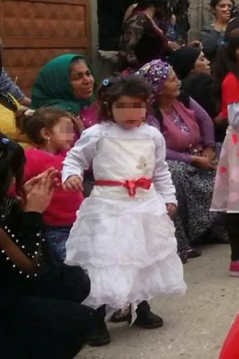 Adana’da 4 yaşındaki çocuğa tecavüz eden cani sosyal medyayı ayağa kaldırdı! Ünlülerden çocuk istismarına tepki