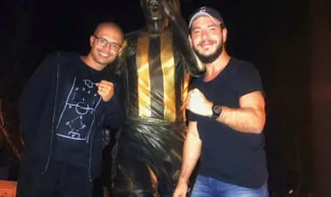 Alex’ten heykeline ziyaret