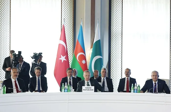 Başkan Erdoğan: Azerbaycan ve Pakistan ile aramızdaki bağı daha da güçlendiriyoruz