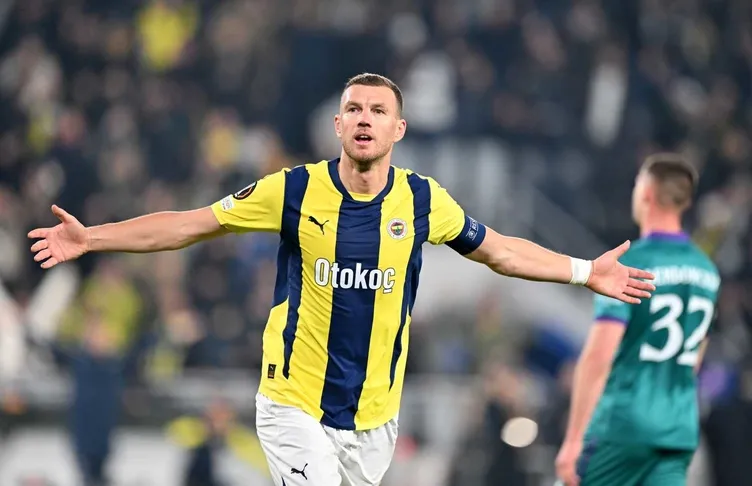 İtalyanlar, Edin Dzeko’yu istiyor! Yıldız golcünün transfer kararı şaşırttı…