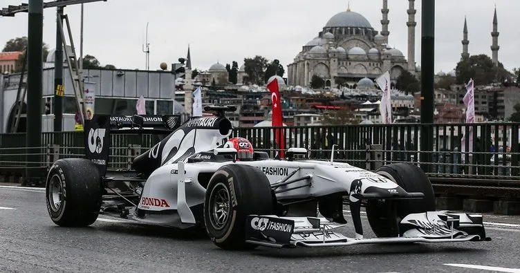 SON DAKİKA: Kültür ve Turizm Bakanı Mehmet Nuri Ersoy’dan Formula 1 müjdesi