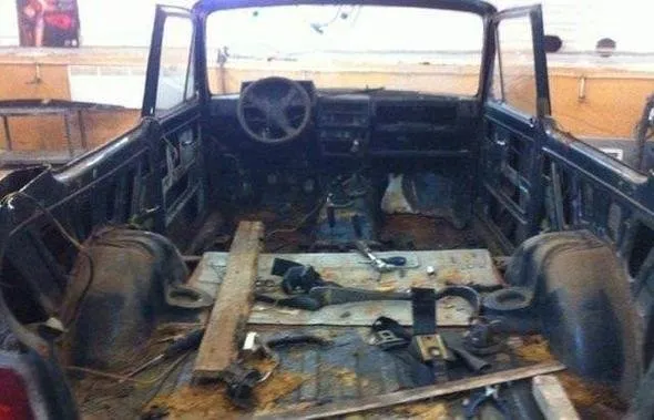1000 liraya aldığı otomobili öyle bir hale getirdi ki