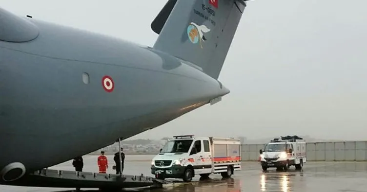 AFAD personelini taşıyan iki TSK uçağı Diyarbakır'dan İzmir'e hareket etti