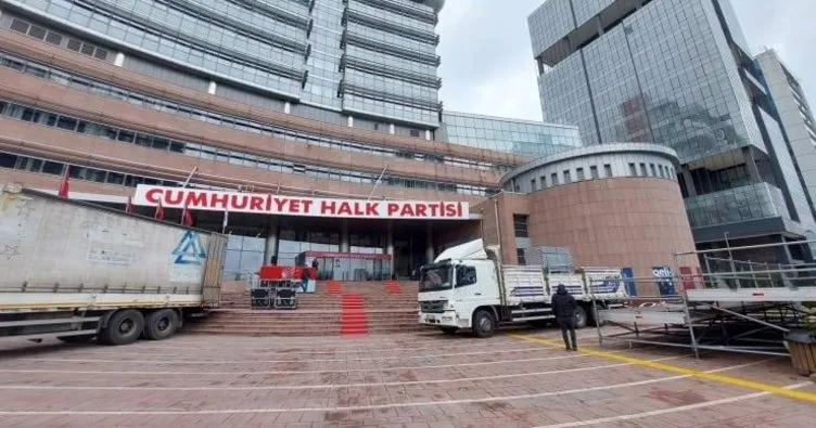 O isim tek tek ifşa etti! CHP haber hesapları satın alıyor