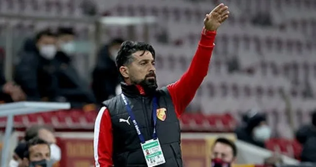 İlhan Palut: En azından 1 puanla dönebilirdik