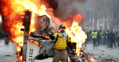 Fransa’da neler oluyor?