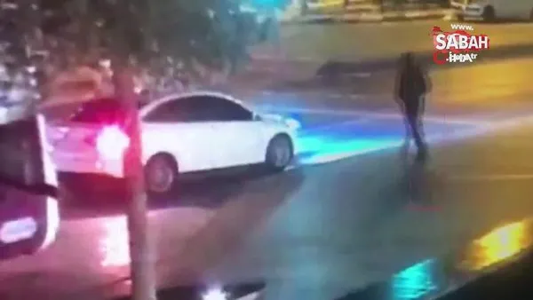 Beyoğlu’nda trafik ışıklarında silahlı saldırı kamerada | Video
