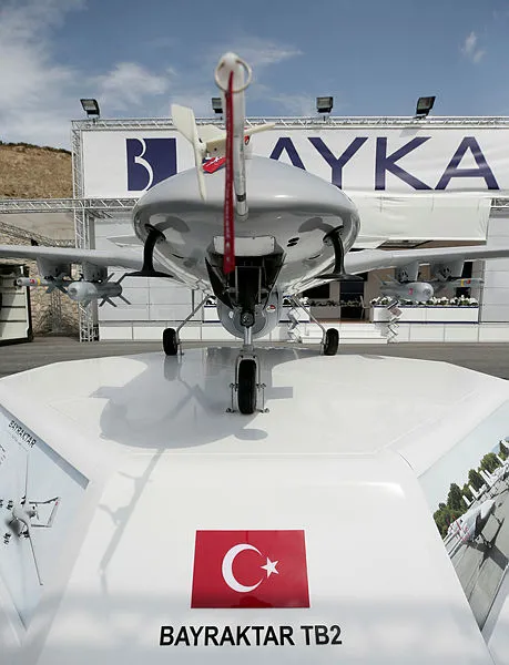 İHA görüntüleri askerin avucuna inecek