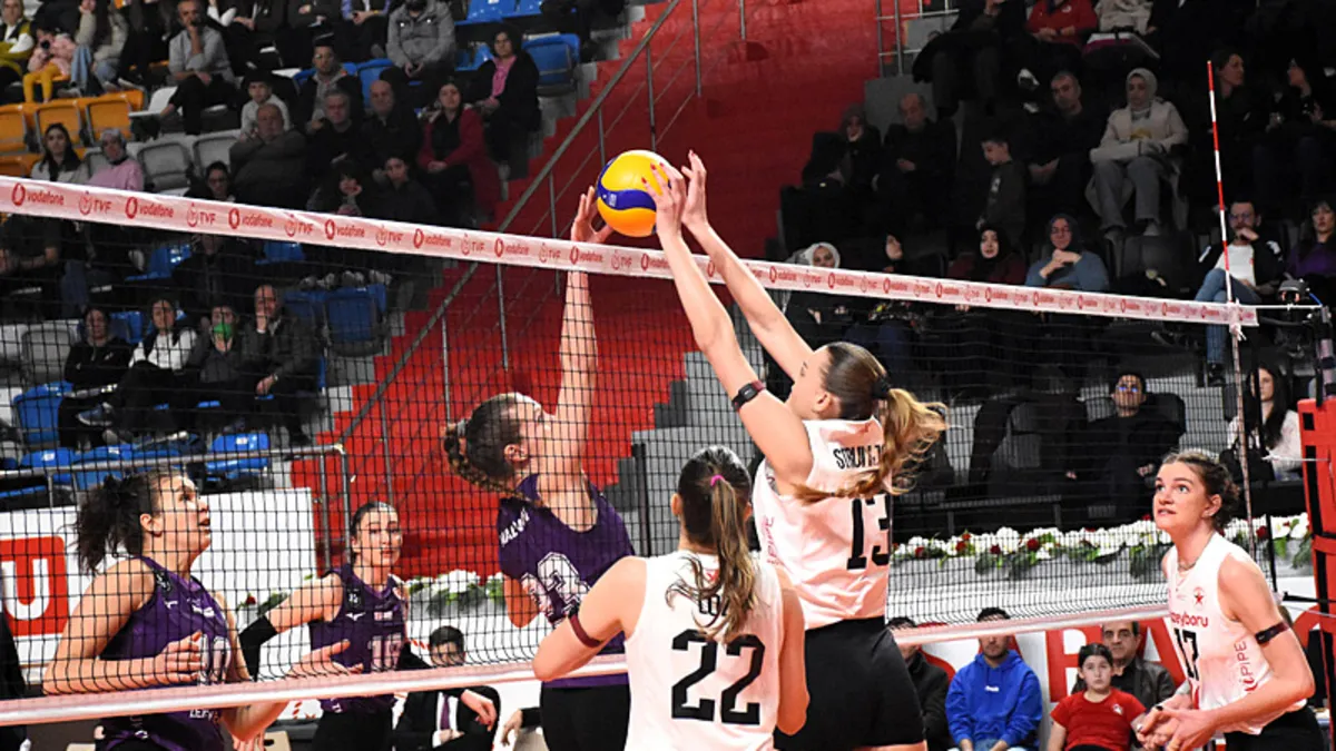 Voleybol Sultanlar Ligi: Beşiktaş sahasında kayıp! Voleybol Sultanlar Ligi: Beşiktaş sahasında kayıp!