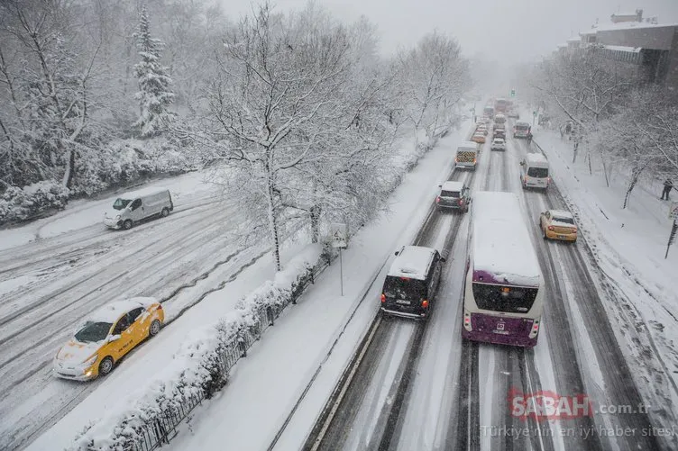 Son dakika haberi: İstanbul’da bugünokullar tatil mi? İstanbul Valisi Ali Yerlikaya’dan 25 Şubat kar tatili açıklaması!