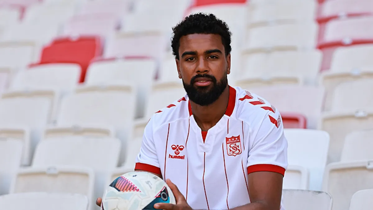 Göztepe, Noah Sonko Sundberg transferinde sona geldi