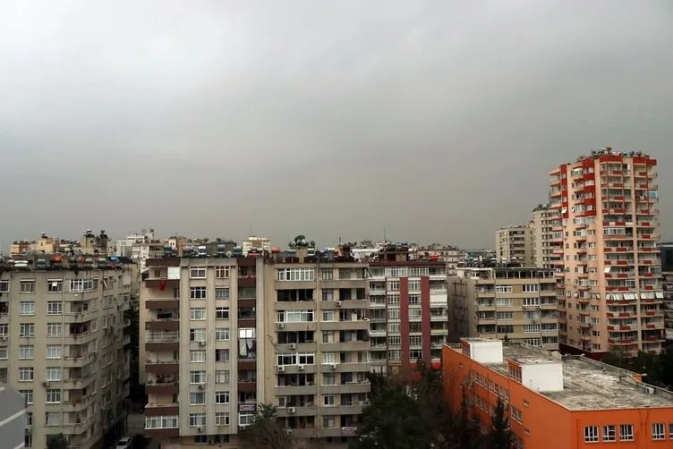 Adana’ya çamur yağdı