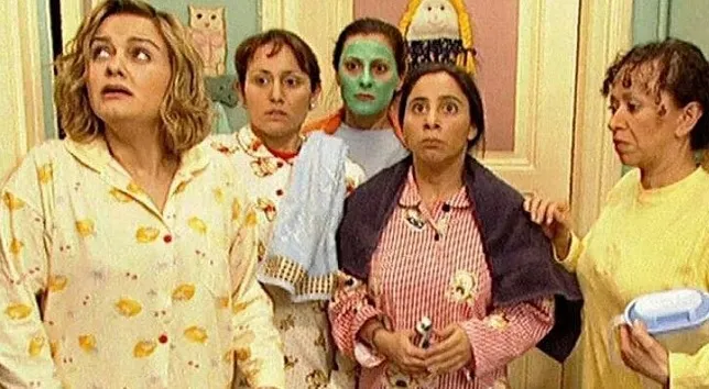 ’7 Numara’nın sarışın afetiydi! Nuray Uslu güzelliği ile yıllara meydan okumuş…