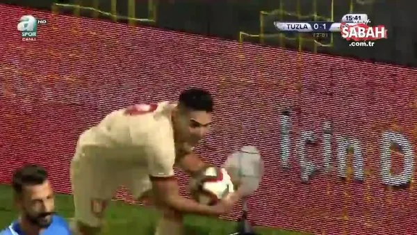 Galatasaray, Radamel Falcao'nun golüyle farkı 2'ye çıkardı.