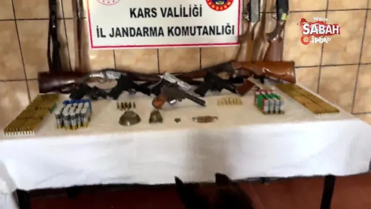Kars’ta silah ve tarihi eser kaçakçılarına operasyon | Video