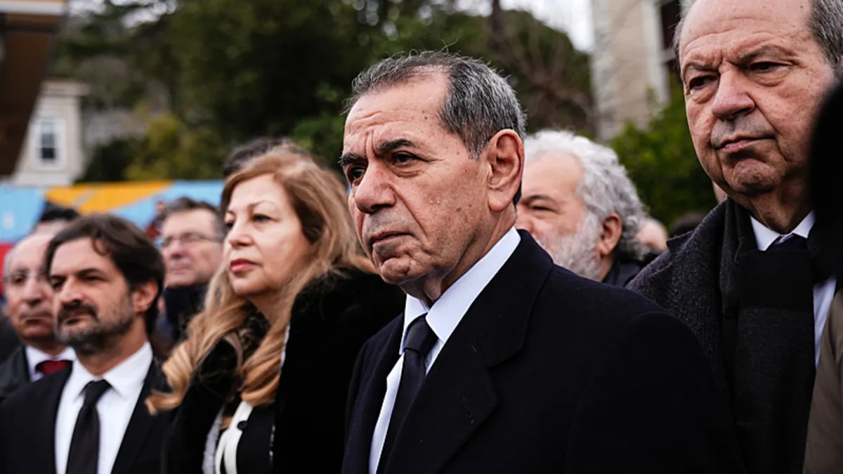 Galatasaray Kulübü Başkanı Dursun Özbek, Ramazan Bayramı’nı kutladı Galatasaray Kulübü Başkanı Dursun Özbek, Ramazan Bayramı’nı kutladı