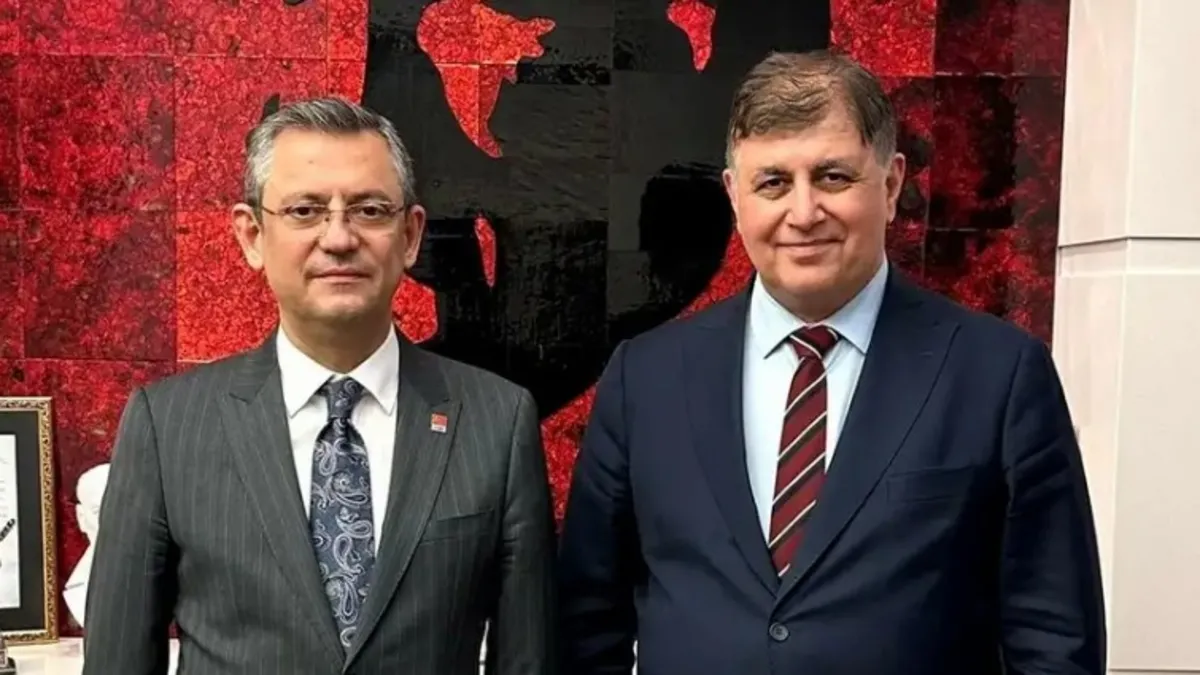 CHP’de yeni bir ‘çökme’ skandalı: İstanbul’daki ‘ekosistem’ İzmir’e mi taşındı? CHP’de yeni bir ‘çökme’ skandalı: İstanbul’daki ‘ekosistem’ İzmir’e mi taşındı?