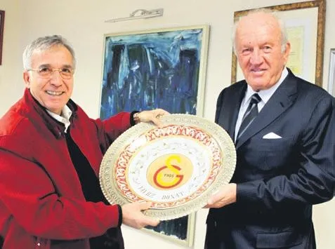 ali-sen-yogun-bakimda-fenerbahcenin-efsane-baskani-konusamiyor-ve-kimseyi-tanimiyor-1755497756650.jpg Ali Şen yoğun bakımda! Fenerbahçe’nin efsane Başkanı konuşamıyor ve kimseyi tanımıyor!