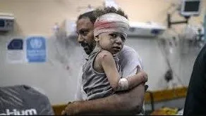 Siyonist İsrail hastaneleri vurmakla tehdit etti: Gazze’de insani kriz büyüyor