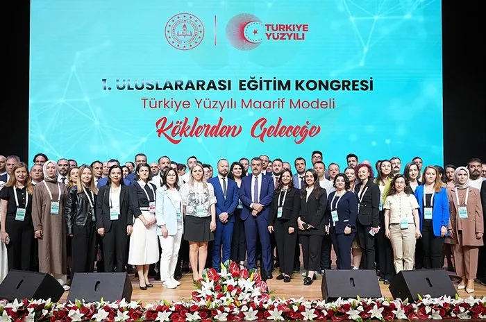 Bakan Tekin 1’inci Uluslararası Eğitim Kongresinde konuştu: Dinamik eğitim süreci istiyoruz