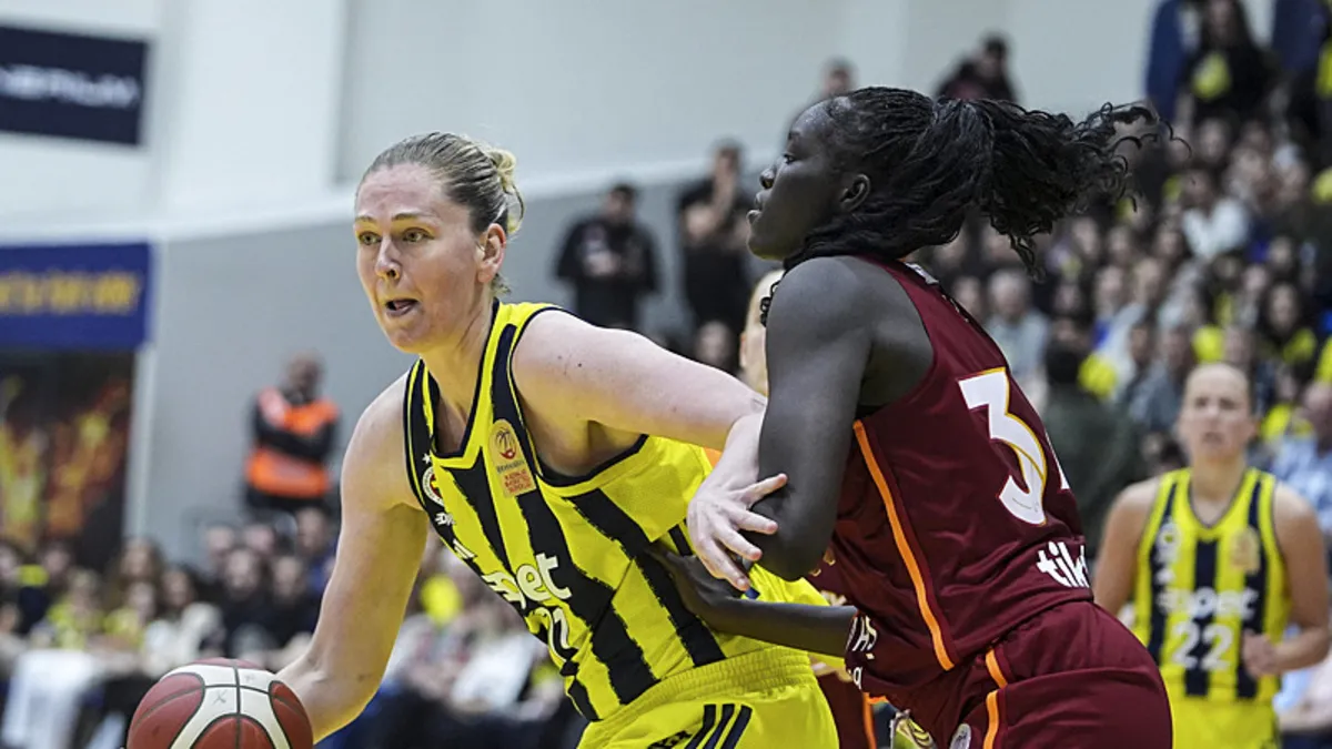 Fenerbahçe Opet, Galatasaray Çağdaş Faktoring’i mağlup etti! Seride durum 1-0 oldu Fenerbahçe Opet, Galatasaray Çağdaş Faktoring’i mağlup etti! Seride durum 1-0 oldu